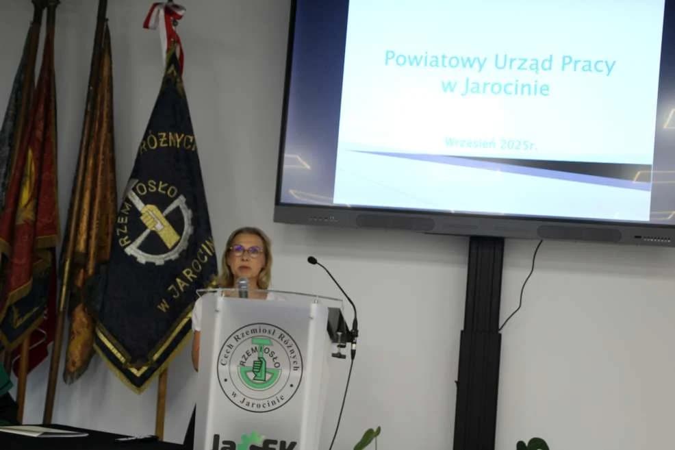 W Jarocinie odbyła się uroczysta ceremonia Wyzwolin Czeladniczych, czyli przejścia z ucznia na czeladnika [ZDJĘCIA, SONDA]