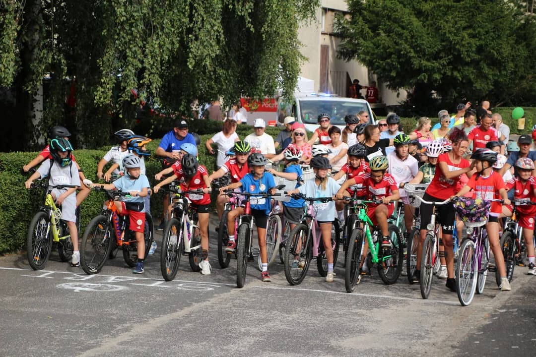 600 uczestników na trasie II Biegu Pomidora - biegli, maszerowali i jeździli [ZDJĘCIA] — zdjęcie 4 z 233