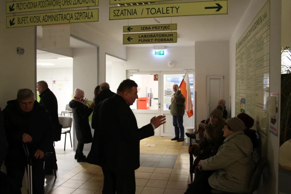 Karol Nawrocki, prezes IPN, kandydat na prezydenta RP, w dzień oficjalnego startu kampanii wyborczych odwiedził Pleszew. W Pleszewskim Centrum Medycznym odbył się briefing prasowy z jego udziałem.