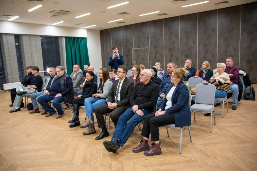 Otwarte spotkanie z posłami Koalicji Obywatelskiej – Karoliną Pawliczak oraz Jarosławem Urbaniakiem w Jarocinie