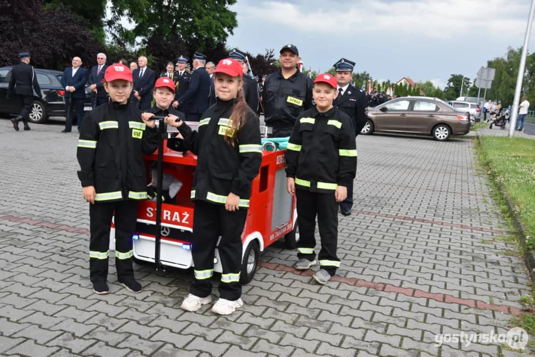 XXII Pielgrzymka Służb Mundurowych do sanktuarium maryjnego na Zdzież, w Borku Wlkp. — zdjęcie 6 z 264