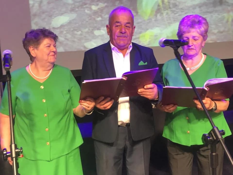 V Festiwal Piosenki Biesiadnej i Ludowej w Jarocinie — zdjęcie 6 z 338