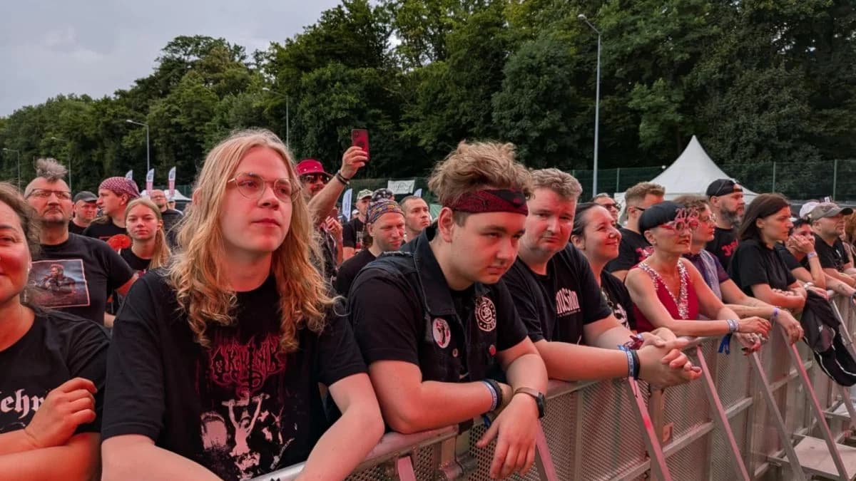 Ludzie trzeciego dnia Jarocin Festiwal 2025