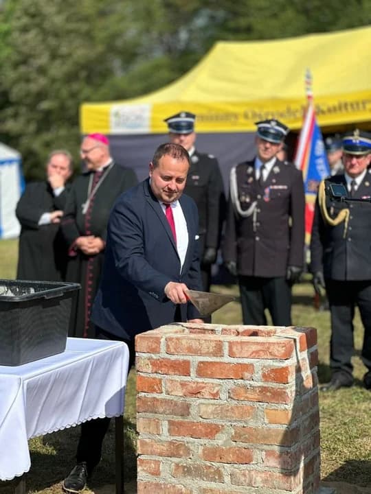OSP Boguszyn będzie miało nową remizę. W Dniu Strażaka wmurowano kamień węgielny [ZDJĘCIA, WIDEO]