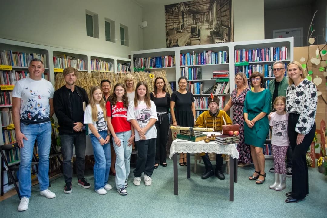 Narodowe Czytanie w Jarocinie odbyło się  w trakcie Targów Książki Dziecięcej [ZDJĘCIA]