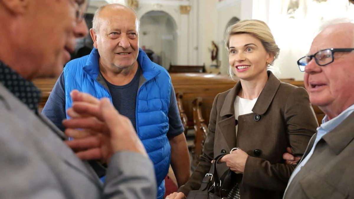 Publiczność w Żerkowie była jej bardzo ciekawa. Zapełniła wszystkie ławki w kościele [ZDJĘCIA] — zdjęcie 5 z 37