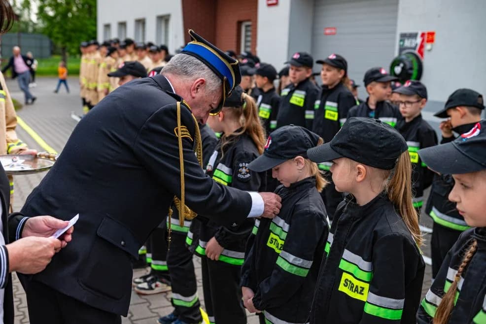 Młodzi druhowie z OSP Golina otrzymali odznaki