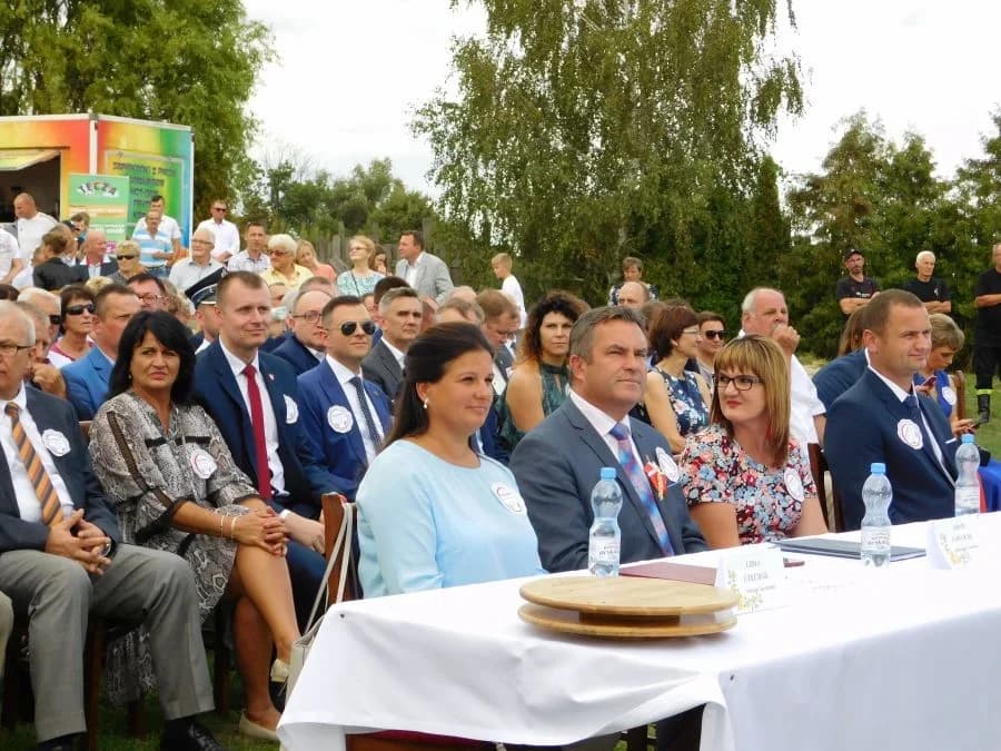 Ostatnie dożynki powiatowo-gminne miały miejsce w 2019 roku w Radlinie. Ich gospodarzem wspólnie ze starostą Lidią Czechak był burmistrz Jarocina Adam Pawlicki