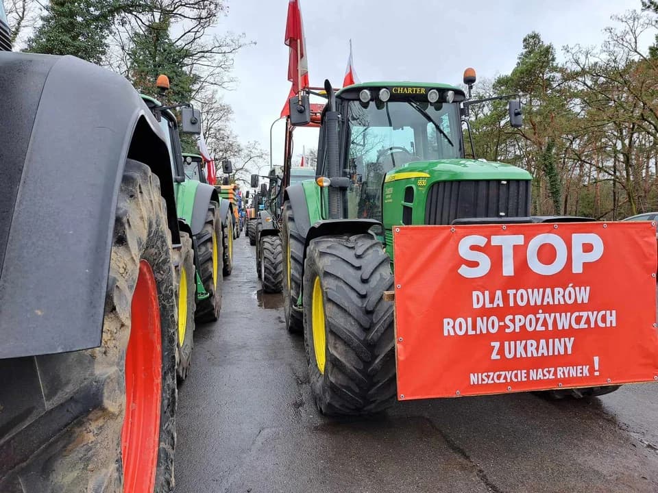 Ponad 250 ciągników wjechało do Jarocina [ZOBACZ ZDJĘCIA]