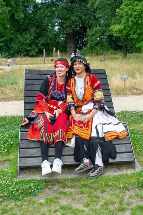 XXVI Międzynarodowe Spotkania Folklorystyczne z finałem w Jarocinie. Grecy dali popis w amfiteatrze [ZDJĘCIA] — zdjęcie 3 z 83