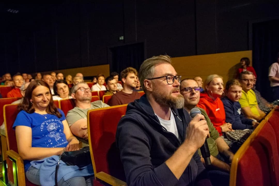 Spotkanie z Bogusławem Wołoszańskim w Jarocinie. Opowiadał o tajemnicach II wojny światowej — zdjęcie 6 z 22