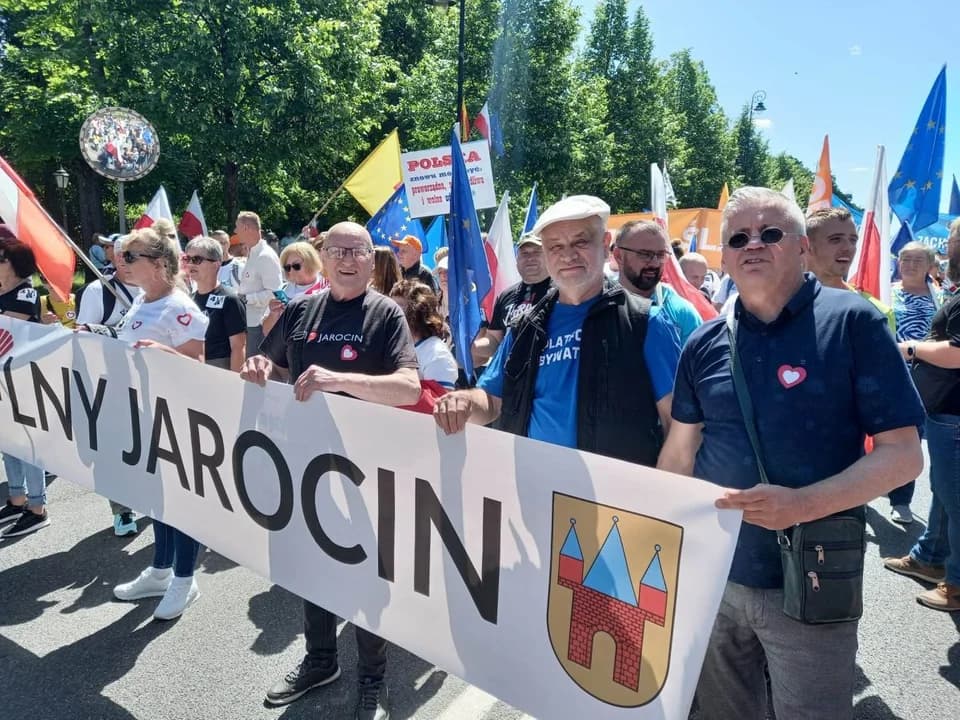 Popierający opozycję Polacy byli w Warszawie na marszu. Jarociniacy również