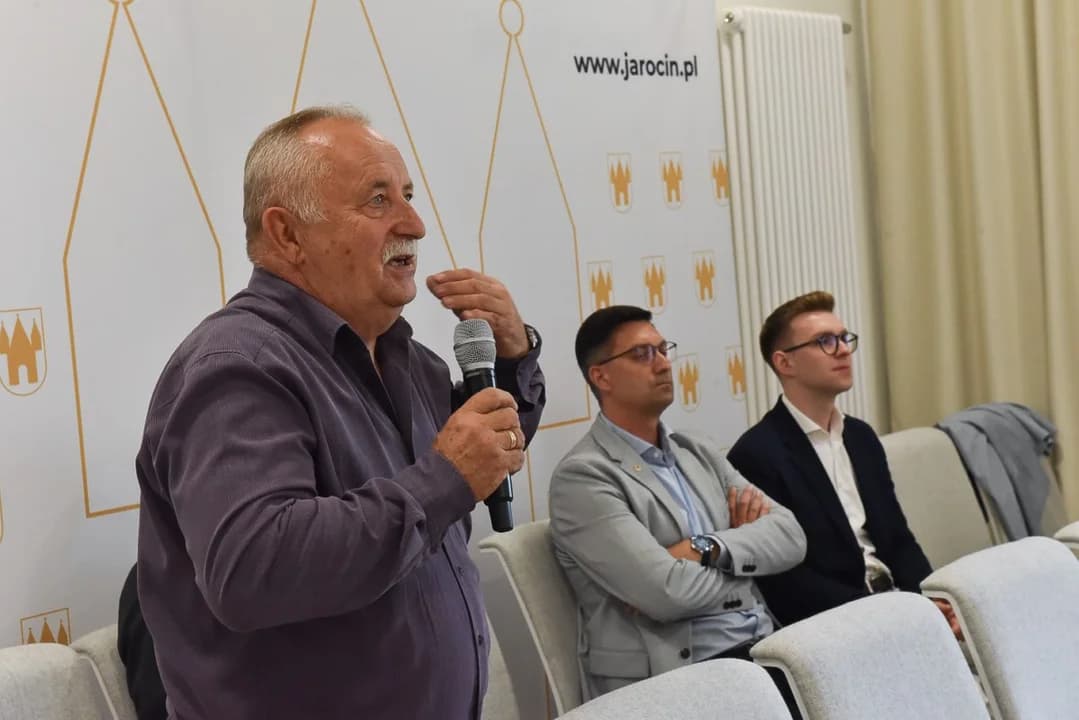 Sesja Rady Miejskiej w Jarocinie — zdjęcie 1 z 29