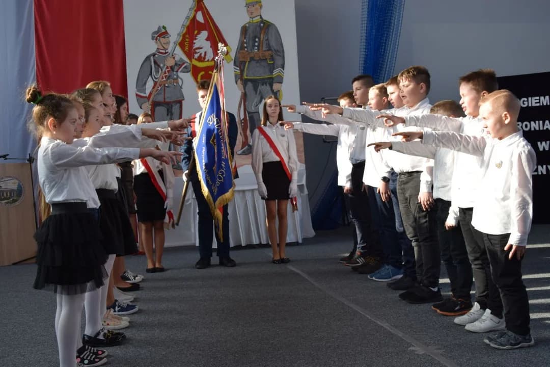 Powstańcy Wielkopolscy patronują Szkole Podstawowej w Górze