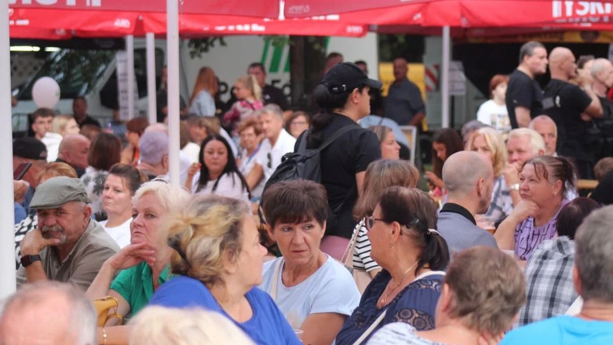 Ludzie na koncertach gwiazd podczas 12. Dnia Kotlina i Święta Pomidora