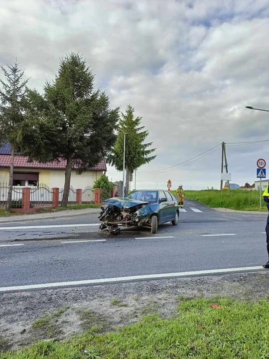 Zderzenie auta osobowego z motocyklistą w Jaraczewie