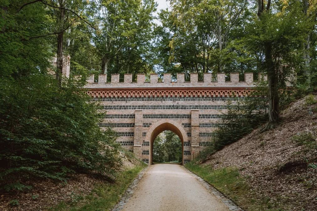 To jeden z najpiękniejszych parków w Europie. Ma ponad 700 hektarów [ZDJĘCIA] — zdjęcie 3 z 88