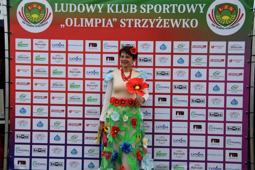 Nie zabrakło misternie plecionych wianków, wypełnionych koszy oraz własnoręcznie wykonanych, unikalnych ozdób, które zachwycały precyzją.