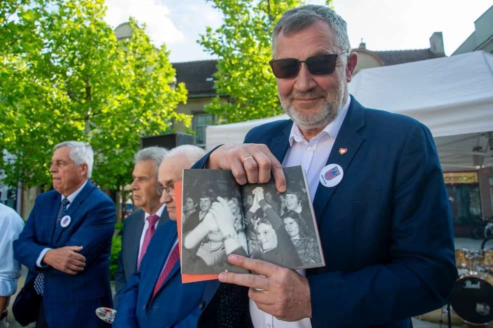 Wielkie święto na rynku - jarociński samorząd obchodzi 35. urodziny. Zobacz, kto był, a kogo zabrakło [ZDJĘCIA]