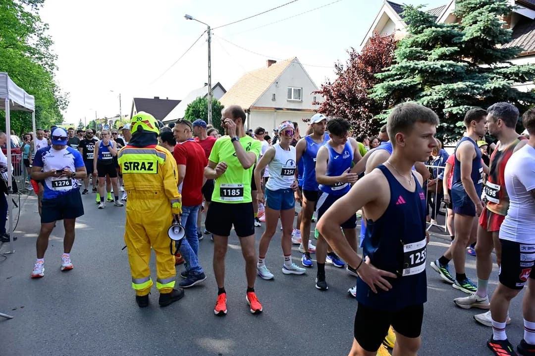 Bau-Technik RockRun 2026. Jarocinem zawładnęli dziś biegacze. Nie uwierzycie co na nich czekało na trasie [ZDJĘCIA] — zdjęcie 5 z 377