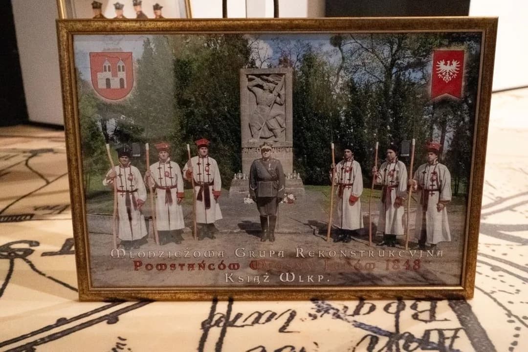 Wojciech Koterba przekazał kolejne pamiątki do Muzeum Regionalnego w Jarocinie — zdjęcie 4 z 5