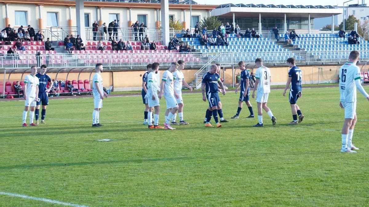 Jarota Jarocin vs. Victoria Września