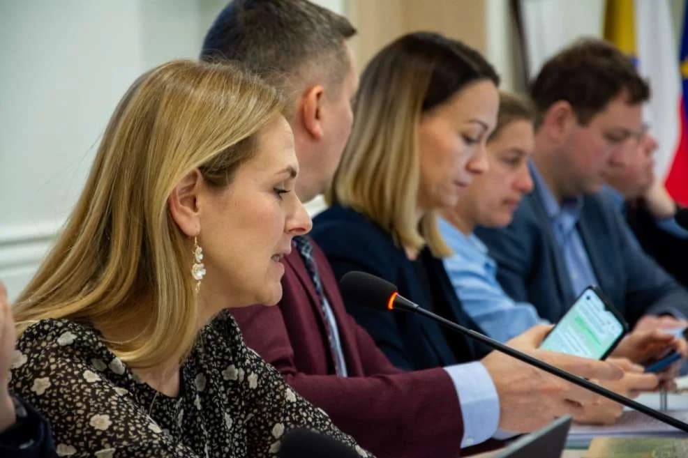 Posiedzenie Rady Miejskiej w Jarocinie — zdjęcie 6 z 35