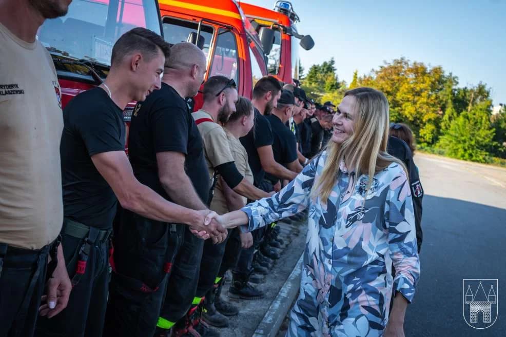 Dwa lata rządów - jaką ocenę dają burmistrzowi mieszkańcy, jaką radni? Jest piątka, ale i jedynka...