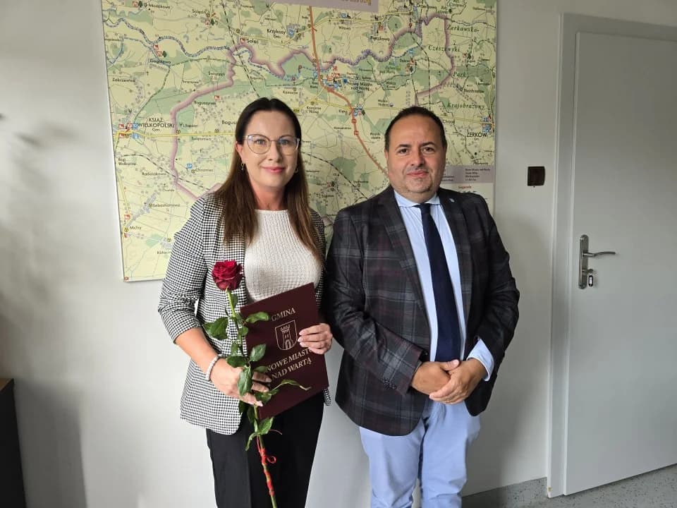 Nowi nauczyciele mianowani. Akty nadania awansu odebrali z rąk wójta — zdjęcie 5 z 5