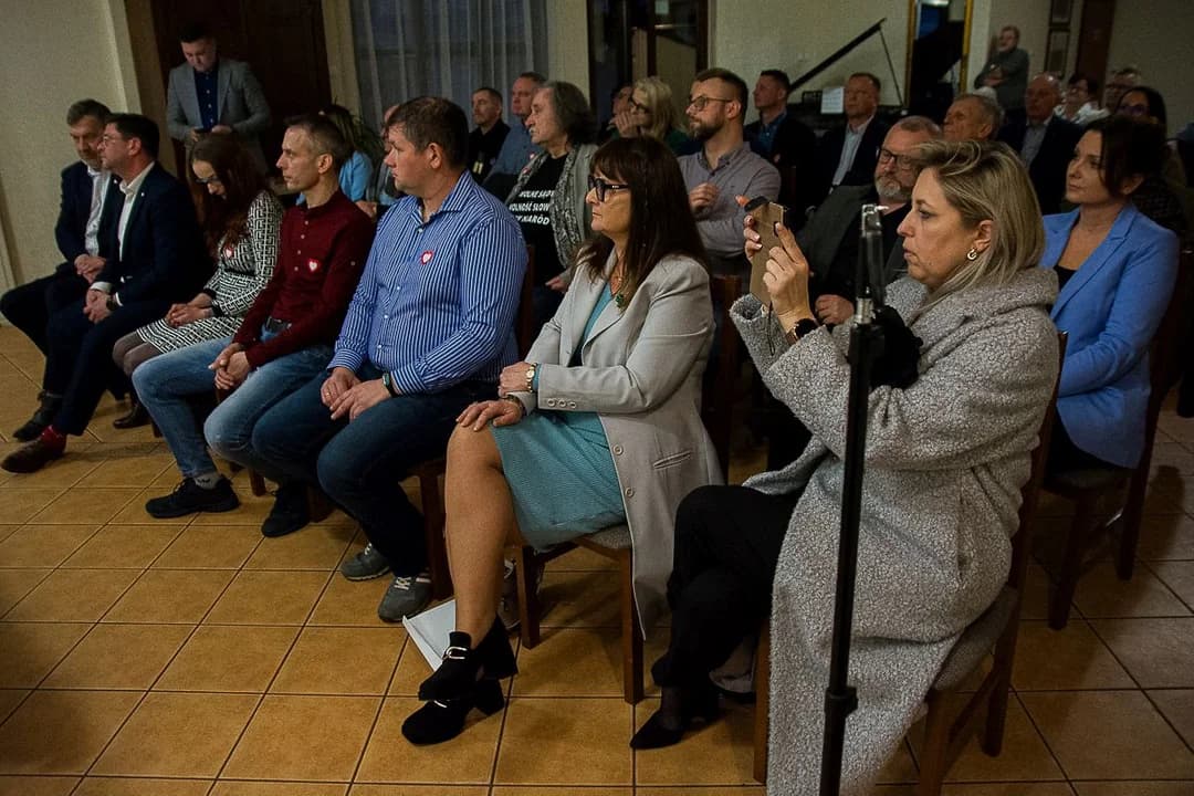 Wiceminister Joanna Scheuring-Wielgus gościła  w Jarocinie — zdjęcie 2 z 17