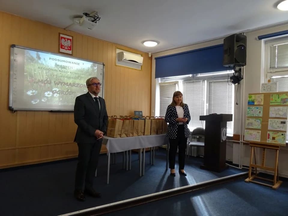 Uczniowie rysowali wymarzony ogród. Rozstrzygnięcie konkursu w Tarcach
