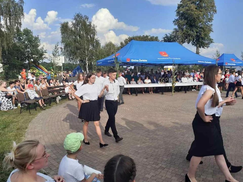 Strażacy zorganizowali dożynki w Dobieszczyźnie