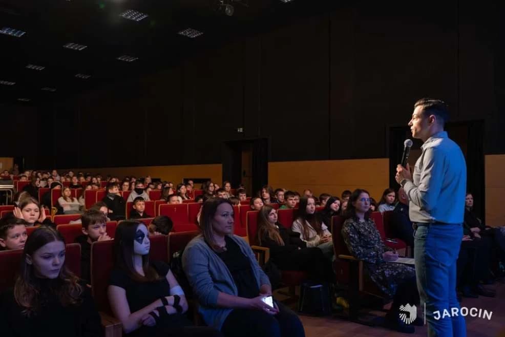 Konferencja „STOP przemocy rówieśniczej” w Jarocinie — zdjęcie 5 z 9