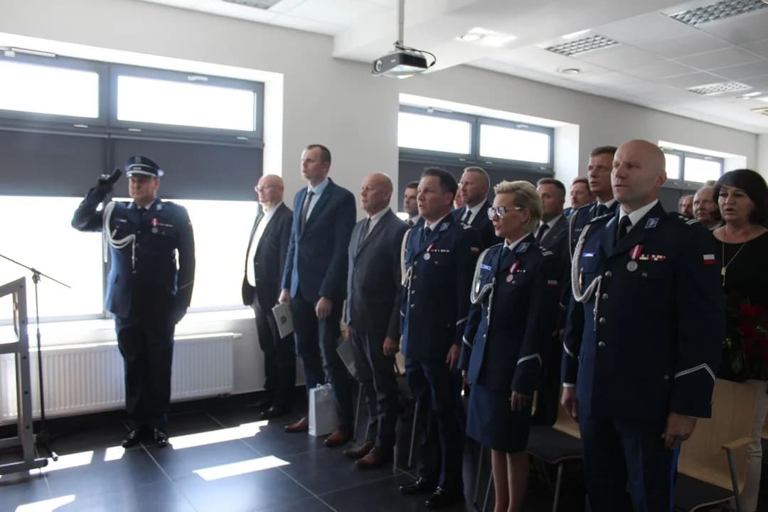 Święto Policji w Jarocinie. Komendant: Wasza służba to jest znacznie więcej niż tylko praca [ZDJĘCIA, FILM] — zdjęcie 6 z 52