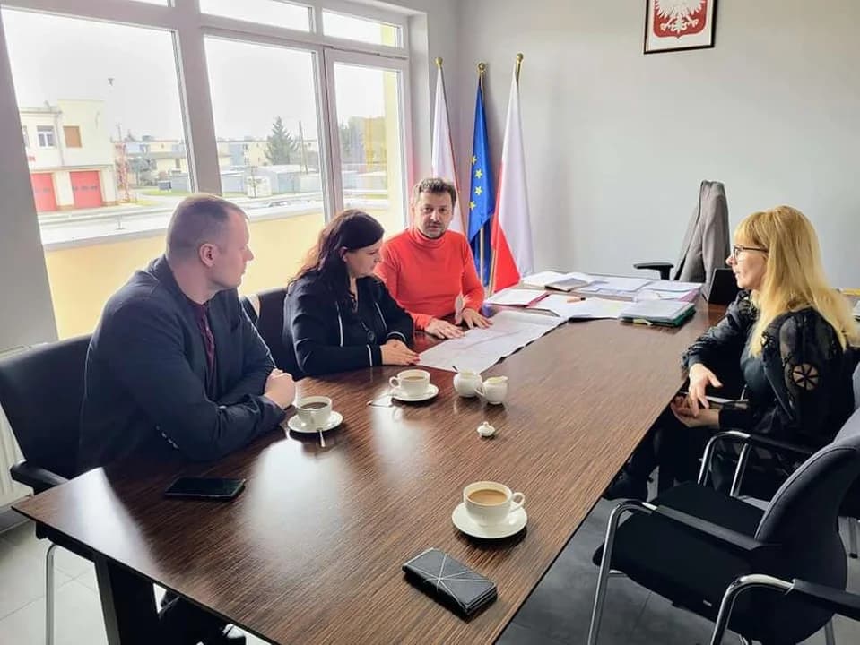 Spotkanie zarządu powiatu jarocińskiego z wójtem Kotlina — zdjęcie 2 z 6