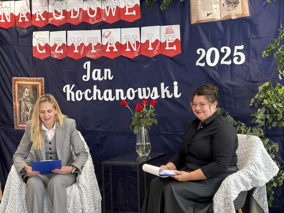 Przedszkolaki z "Geometrycznego Świata" w Jarocinie wzięły udział w "Narodowym Czytaniu" z panią burmistrz  [ZDJĘCIA]