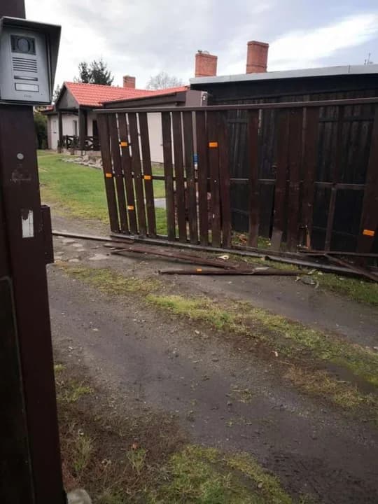 Progi zwalniające na ilicy Warcianej w Jarocinie — zdjęcie 3 z 13