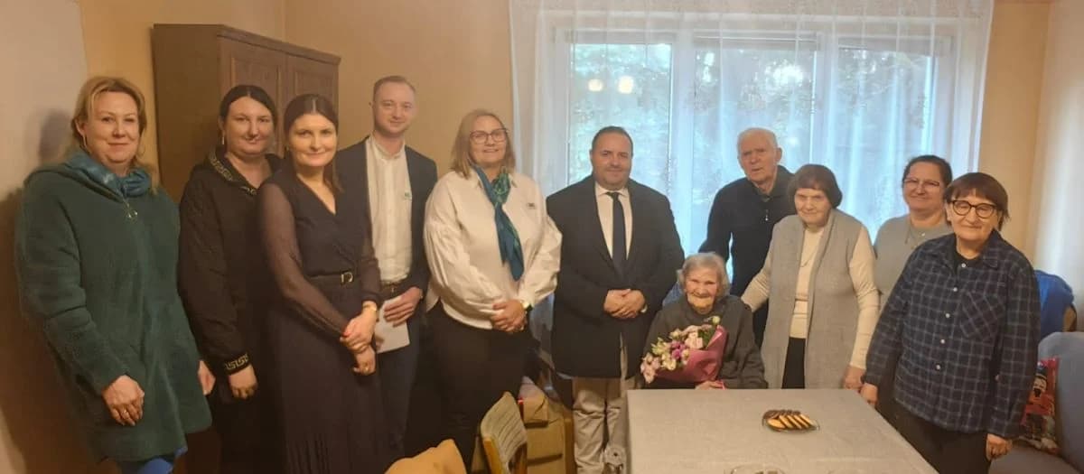 Kazimiera Kubiak z Boguszynka skończyła 100 lat. Najstarszą mieszkankę odwiedził wójt gminy Nowe Miasto [ZDJECIA]