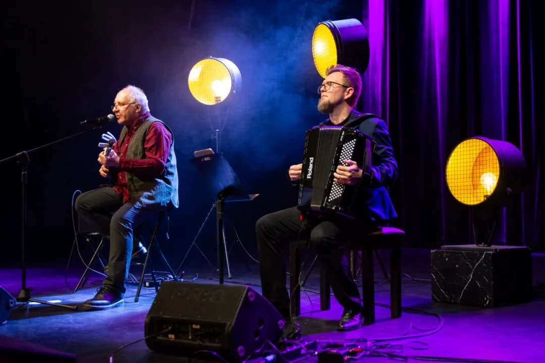 Koncert Kuby Sienkiewicza w JOK Jarocin — zdjęcie 4 z 20
