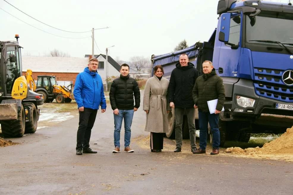 Będzie kanalizacja deszczowa w Łuszczanowie — zdjęcie 5 z 8