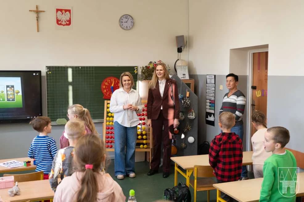 Kampania „Klikam z głową” w Szkole Podstawowej nr 3 im w Jarocinie — zdjęcie 2 z 6