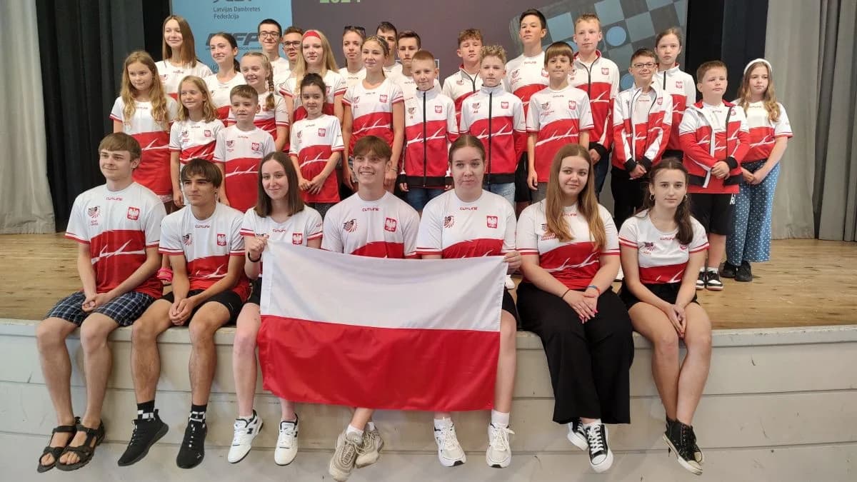 Dziewczyny z klubów warcabowych z Jarocina i Komorza Przybysławskiego zwyciężały na Łotwie [ZDJĘCIA]