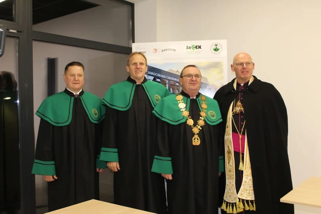 70-lecie Cechu Rzemiosł Różnych w Jarocinie i otwarcie Jarocińskiego Centrum Edukacji i Kariery [ZDJECIA]