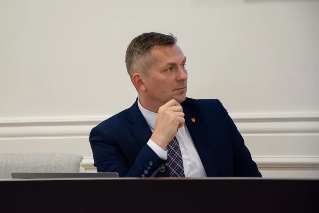 Burzliwie o nowej wysokości diet w Radzie Miejskiej w Jarocinie. Była przewodnicząca rady przeprasza [ZDJĘCIA, SONDA]