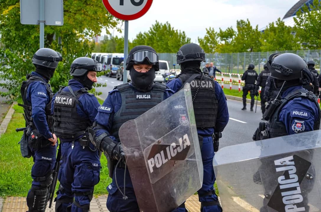 Dzisiaj Święto Policji. Komendant życzy funkcjonariuszom bezpieczeństwa i sukcesów