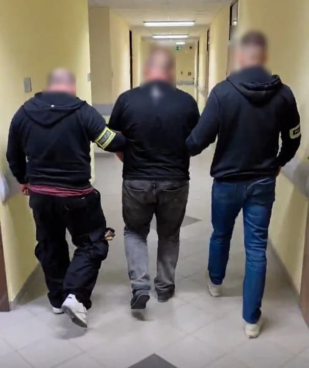Włamali się i zniknęli ze sprzętem za fortunę. Policja rozbiła grupę przestępczą — zdjęcie 4 z 5