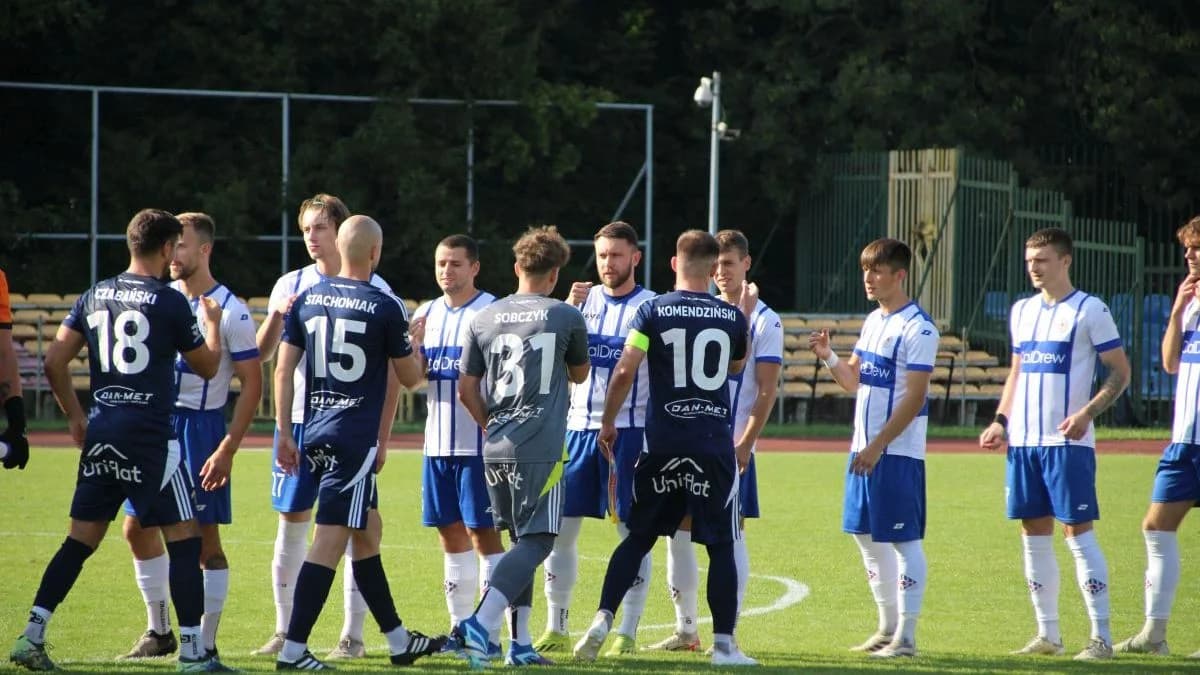 Udana inauguracja V ligi w wykonaniu Jaroty Jarocin [ZDJĘCIA] — zdjęcie 4 z 36