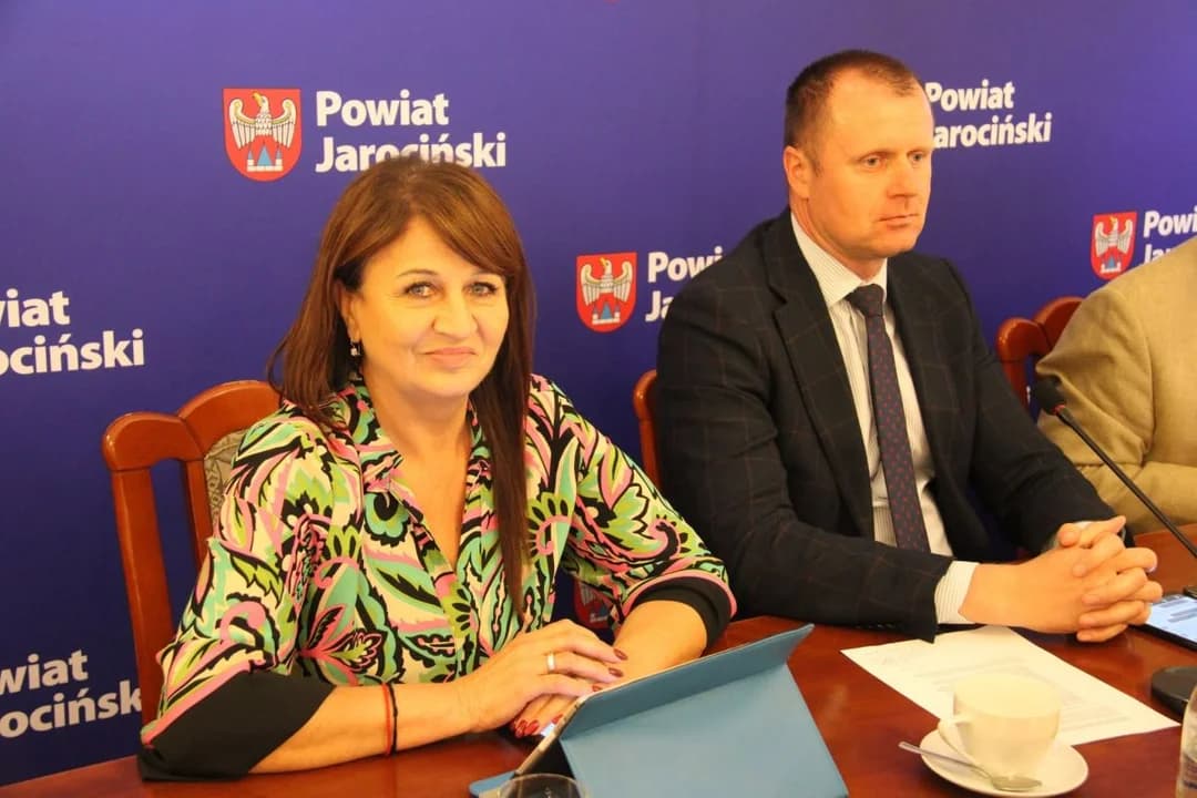 Wotum zaufania i absolutorium dla władzy - jak radni ocenili pracę zarządu powiatu? [ZDJĘCIA] — zdjęcie 6 z 16