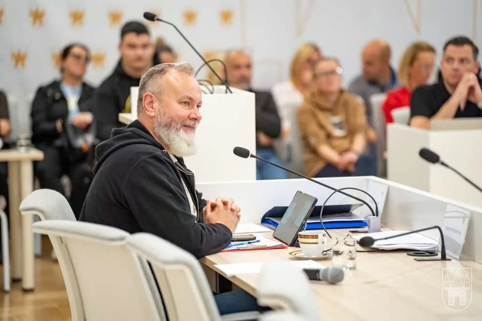 Gmina Jarocin ma plan dla schroniska w Radlinie. Co ma się zmienić? [ZDJĘCIA, SONDA]