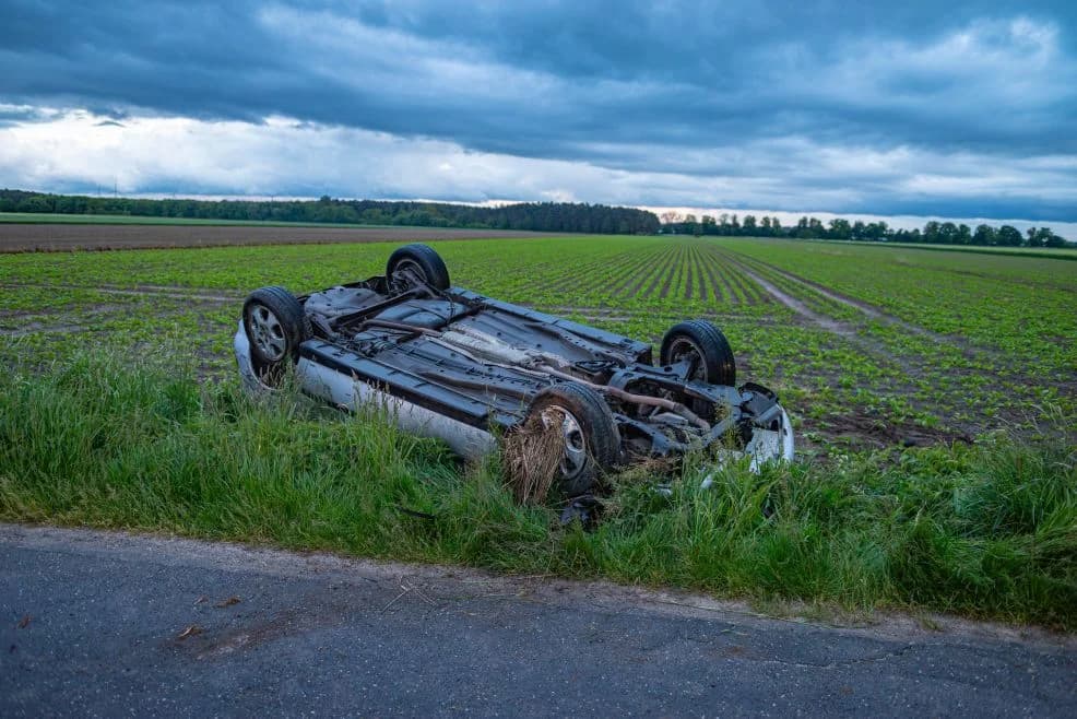 Pijany kierowca dachował w Strzyżewku gm. Jaraczewo